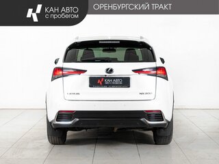 2019 Lexus NX 200 I Рестайлинг, белый, 3200000 рублей, вид 4