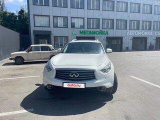 2013 Infiniti FX37 II (S51) Рестайлинг, белый, 2150000 рублей, вид 3