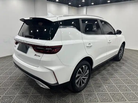 2021 Geely Vision X6 Pro, белый, 1350003 рублей - вид 4