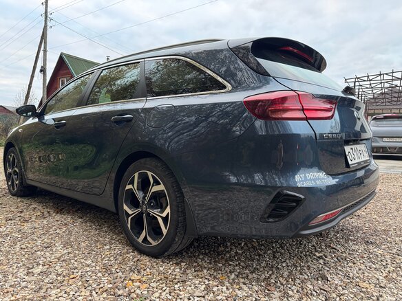 2018 Kia Ceed III, синий, 1750000 рублей - вид 4