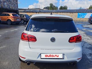 2010 Volkswagen Golf GTI VI, белый, 900000 рублей, вид 2