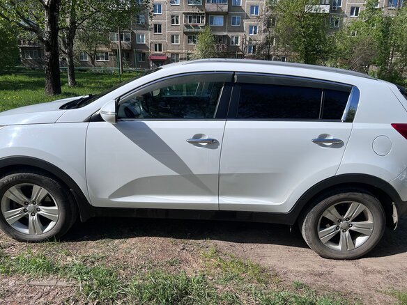 2013 Kia Sportage III, белый, 1235000 рублей - вид 2