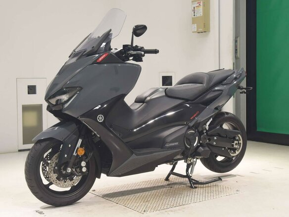 2021 Yamaha TMAX, серый, 1277000 рублей - вид 3