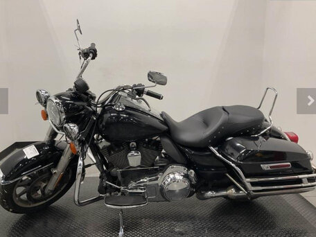 2015 Harley-Davidson Road King, чёрный, 699000 рублей, вид 2