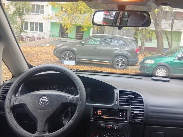 2003 Opel Zafira A, пурпурный, 260000 рублей - вид 4