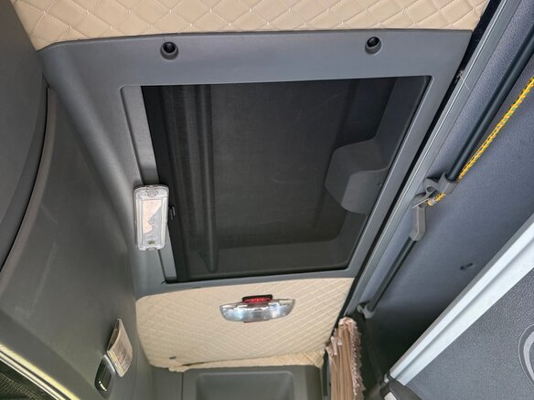 2014 Mercedes-Benz Actros, зелёный, 4250000 рублей - вид 6