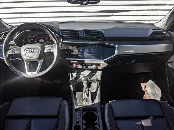 2021 Audi Q3 35 TFSI II (F3), белый - вид 14