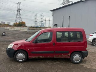 2010 Citroen Berlingo I Рестайлинг, красный, 211111 рублей, вид 4