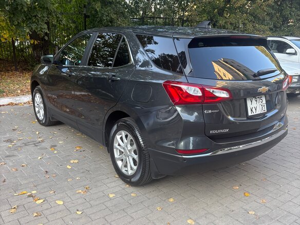 2020 Chevrolet Equinox III, серый, 1900000 рублей - вид 4