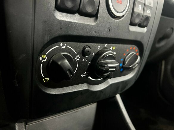 2015 Lada (ВАЗ) Largus I, бежевый, 497000 рублей - вид 17