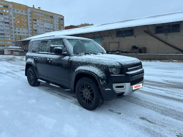 2022 Land Rover Defender 110 II, чёрный - вид 2