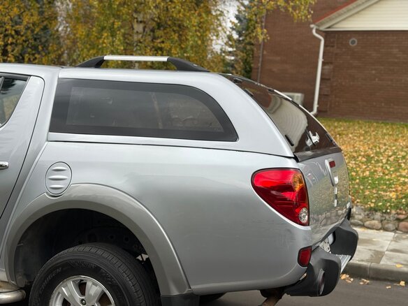 2011 Mitsubishi L200 IV, серебристый, 1499000 рублей - вид 9