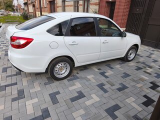 2024 Lada (ВАЗ) Granta I Рестайлинг, белый, 899000 рублей, вид 4