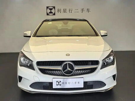 2017 Mercedes-Benz CLA 200 I (C117, X117) Рестайлинг, белый, 1580000 рублей, вид 2