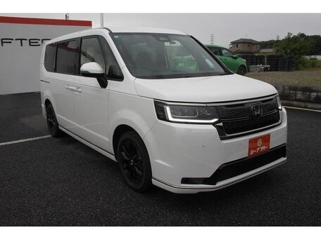 2023 Honda Stepwgn Spada VI, белый, 2300000 рублей, вид 1