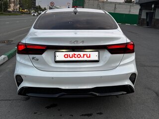 2021 Kia K3 II Рестайлинг, белый, 1500000 рублей, вид 3