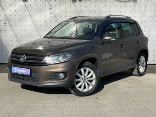 2016 Volkswagen Tiguan I Рестайлинг, коричневый, 1500000 рублей, вид 1