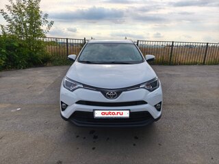 2018 Toyota RAV4 IV (XA40) Рестайлинг, белый, 2300000 рублей, вид 1