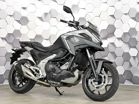 2021 Honda NC 750X, чёрный, 999000 рублей, вид 1