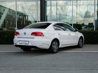 2011 Volkswagen Passat B7, белый, 1100000 рублей, вид 2