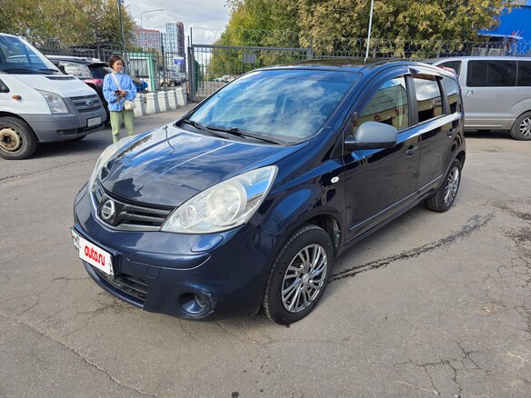 2011 Nissan Note I Рестайлинг, синий, 699999 рублей - вид 1