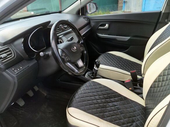 2014 Kia Rio III, белый, 740000 рублей - вид 25