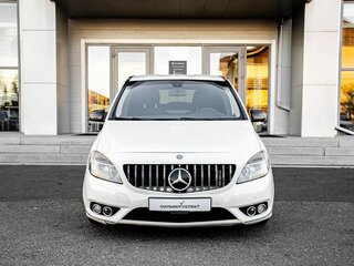 2012 Mercedes-Benz B-Класс 180 II (W246), белый, 970000 рублей, вид 3
