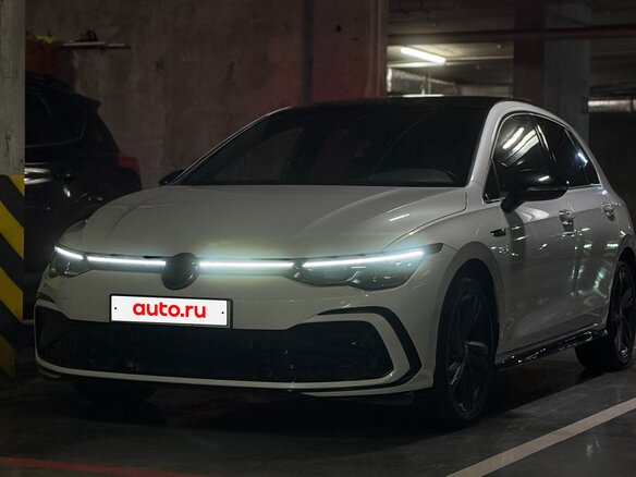 2021 Volkswagen Golf VIII, белый, 2600000 рублей - вид 5
