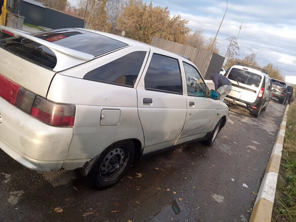 2005 Lada (ВАЗ) 2112, серый, 66000 рублей - вид 6