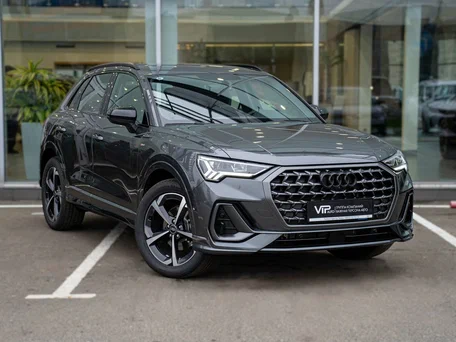 2026 Audi Q3 35 TFSI II (F3), серый, 4350000 рублей, вид 3