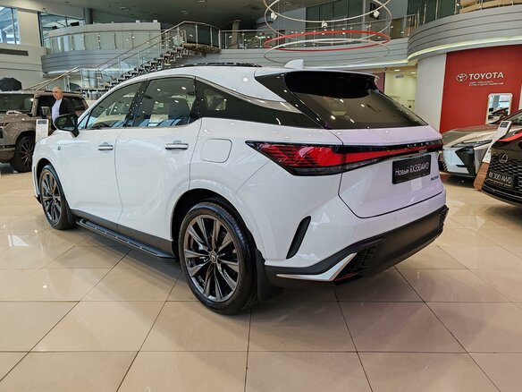2026 Lexus RX 350 V, белый, 13200000 рублей - вид 6