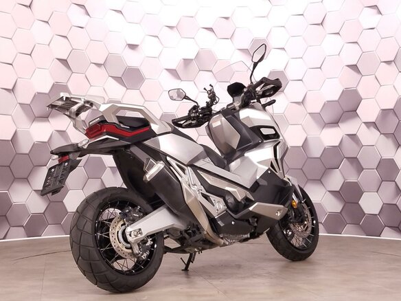 2017 Honda X-ADV, серебристый, 1049000 рублей - вид 6