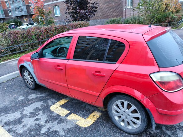 2006 Opel Astra H, красный, 240000 рублей - вид 3