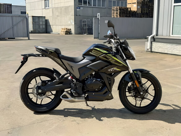 2026 Ataki Batllo, чёрный, 210000 рублей - вид 1