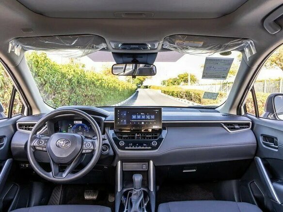 2026 Toyota Corolla Cross I Рестайлинг, белый, 3740000 рублей - вид 15