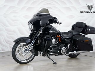 2015 Harley-Davidson CVO Street Glide, чёрный, 1649000 рублей, вид 3