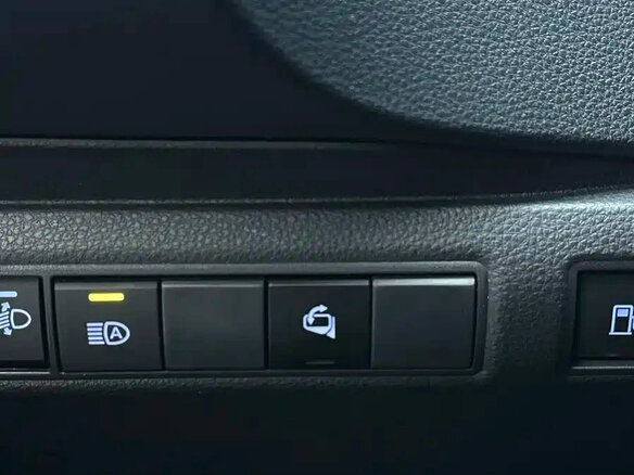 2022 Toyota Corolla XII (E210), серый, 1659017 рублей - вид 18