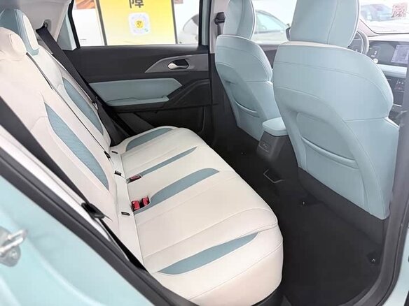 2024 Geely Geometry E 39.4 kWh, голубой, 1670034 рублей - вид 12