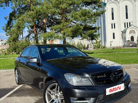 2011 Mercedes-Benz C-Класс 180 BlueEFFICIENCY III (W204) Рестайлинг, чёрный, 1550000 рублей, вид 1
