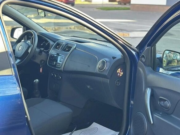 2015 Renault Logan II, синий, 635000 рублей - вид 12