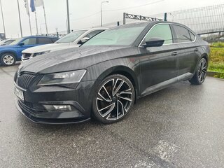 2017 Skoda Superb III, чёрный, 1890000 рублей, вид 1