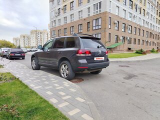 2008 Volkswagen Touareg I Рестайлинг, коричневый, 1270000 рублей, вид 5