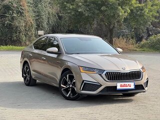 2023 Skoda Octavia IV (A8), бежевый, 1997009 рублей, вид 3