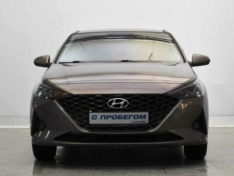 2020 Hyundai Solaris II Рестайлинг, коричневый, 1410000 рублей, вид 2