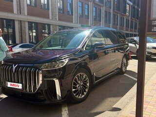 2023 Voyah Dream I, фиолетовый, 5400000 рублей, вид 4