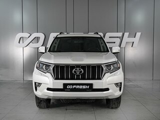 2020 Toyota Land Cruiser Prado 150 Series Рестайлинг 3, белый, 4259000 рублей, вид 3