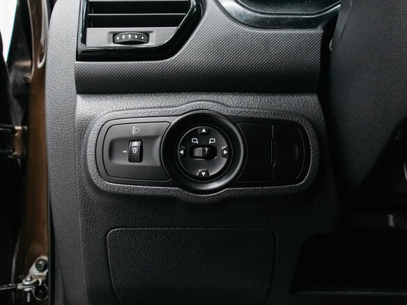2017 Chery Tiggo 3 I, коричневый, 889000 рублей - вид 11