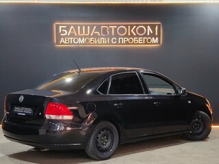 2013 Volkswagen Polo V, чёрный, 550000 рублей, вид 4
