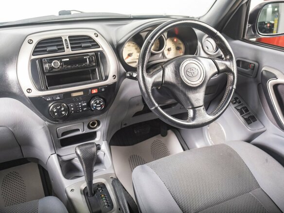 2002 Toyota RAV4 II (XA20), серый, 719000 рублей - вид 8