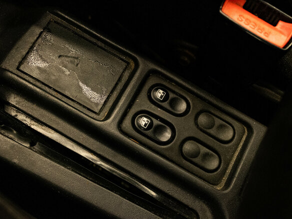 2012 Lada (ВАЗ) 2111 Богдан, серый - вид 18